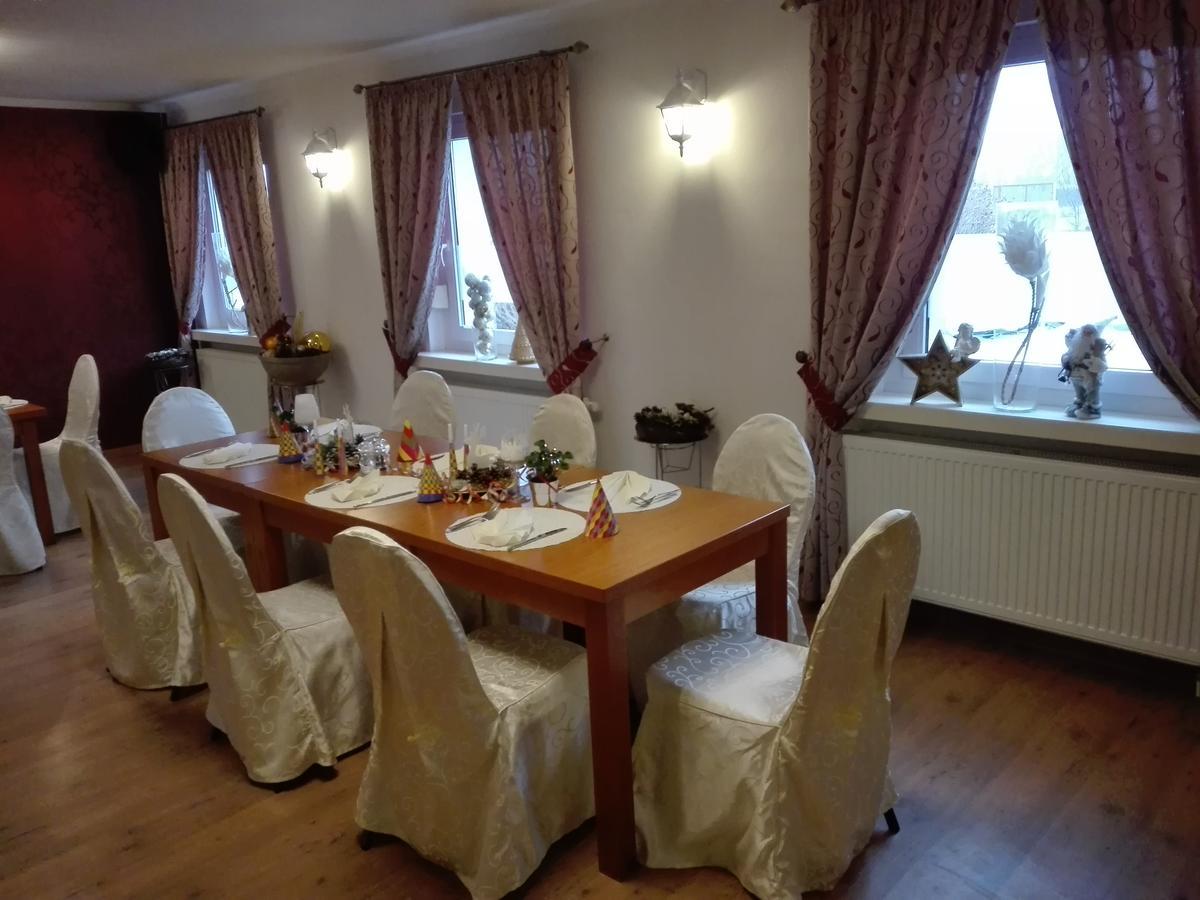 Pension Am Radweg & Ristorante Juani Wriezen Dış mekan fotoğraf